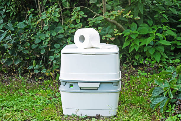 Portable bathroom rental in Salem, AR